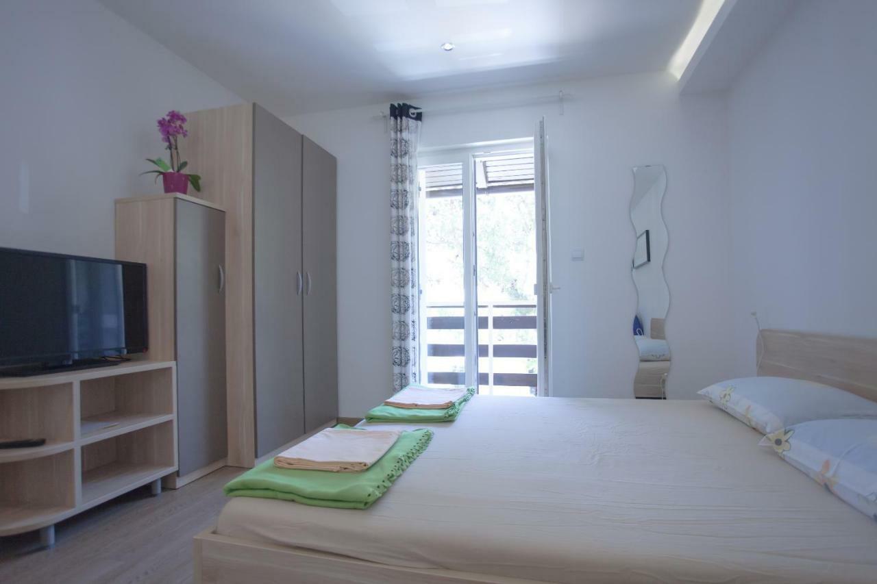 Studio Apartment - Seaview Premantura Exterior photo
