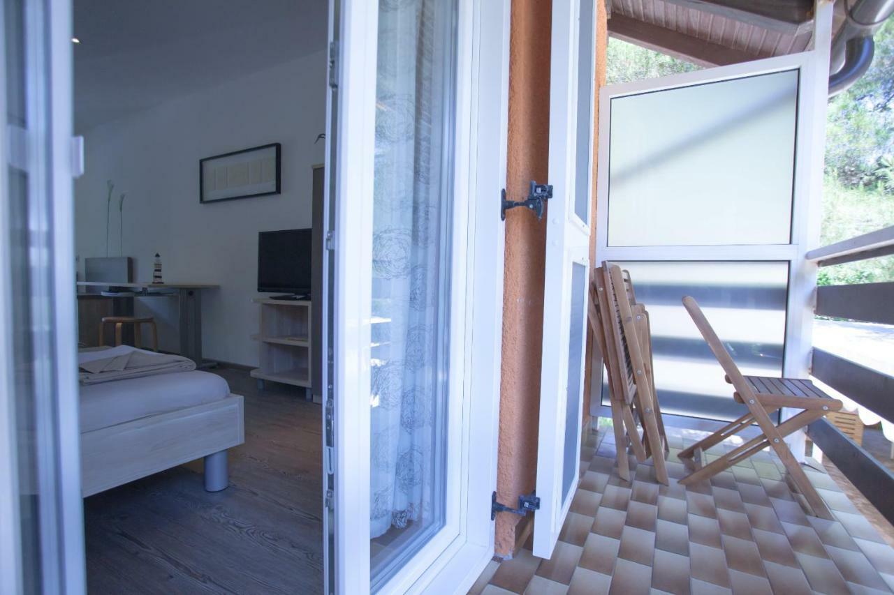 Studio Apartment - Seaview Premantura Exterior photo