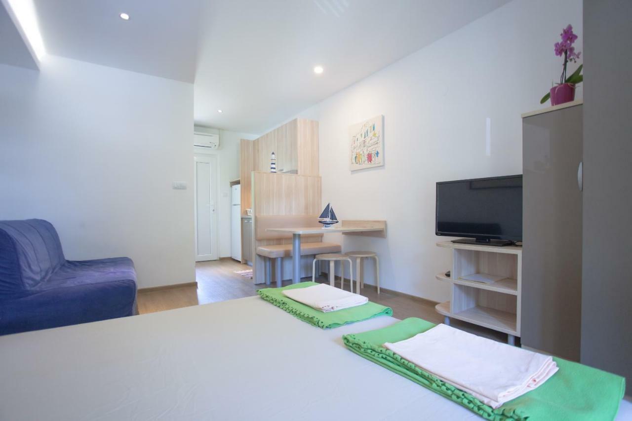Studio Apartment - Seaview Premantura Exterior photo