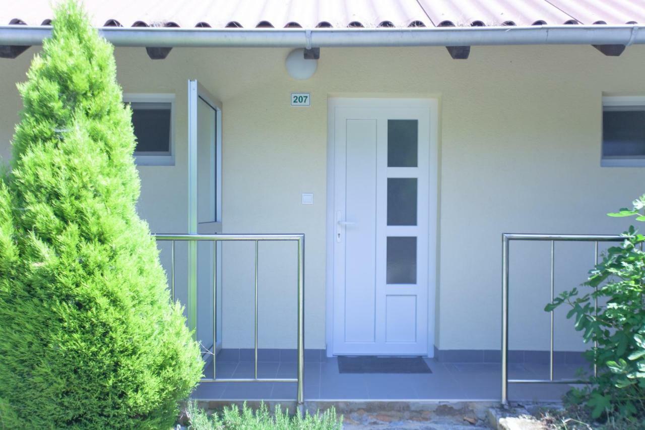 Studio Apartment - Seaview Premantura Exterior photo